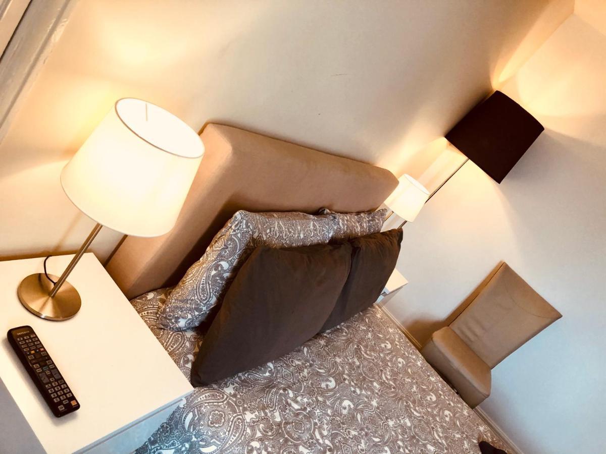 Appartement AC Lounge 1 à Rochford Extérieur photo