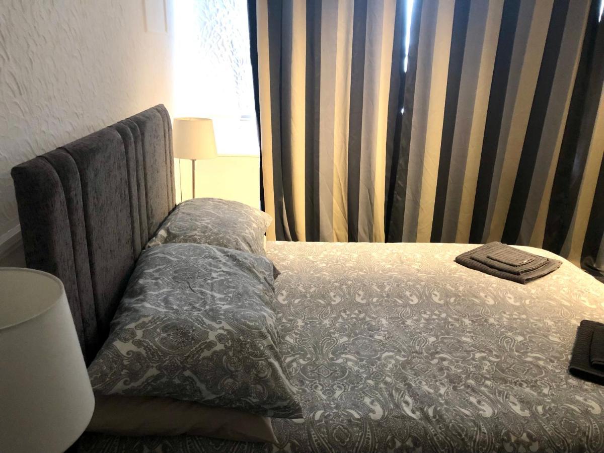 Appartement AC Lounge 1 à Rochford Extérieur photo