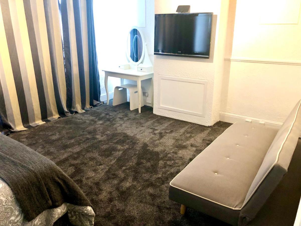 Appartement AC Lounge 1 à Rochford Extérieur photo